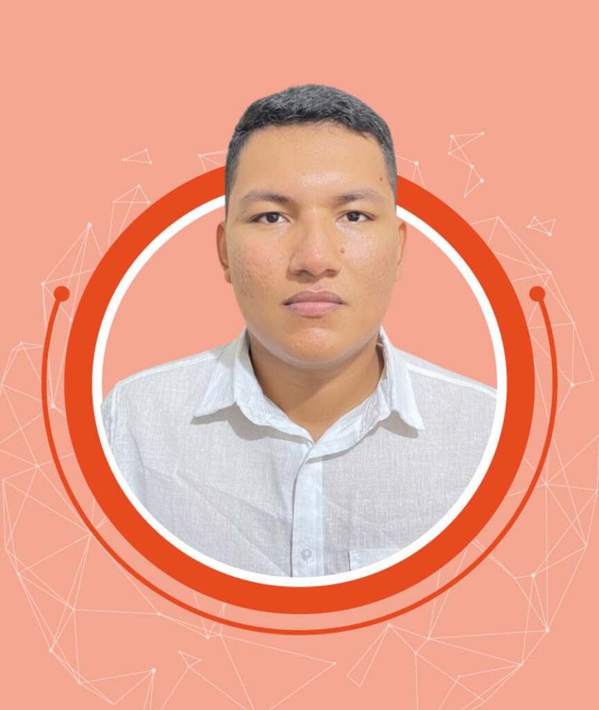 Edwin Alfonso Vital Barrera: Joven Yukpa, filósofo y estudiante de Maestría en Educación. Posee experiencia en trabajo social y ha desarrollado su labor tanto en educación occidental como en educación étnica.